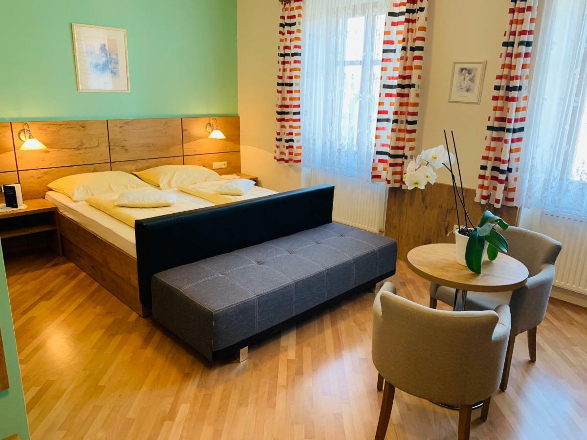 Gasthof Wagner Restaurant-Pension Halbenrain Εξωτερικό φωτογραφία